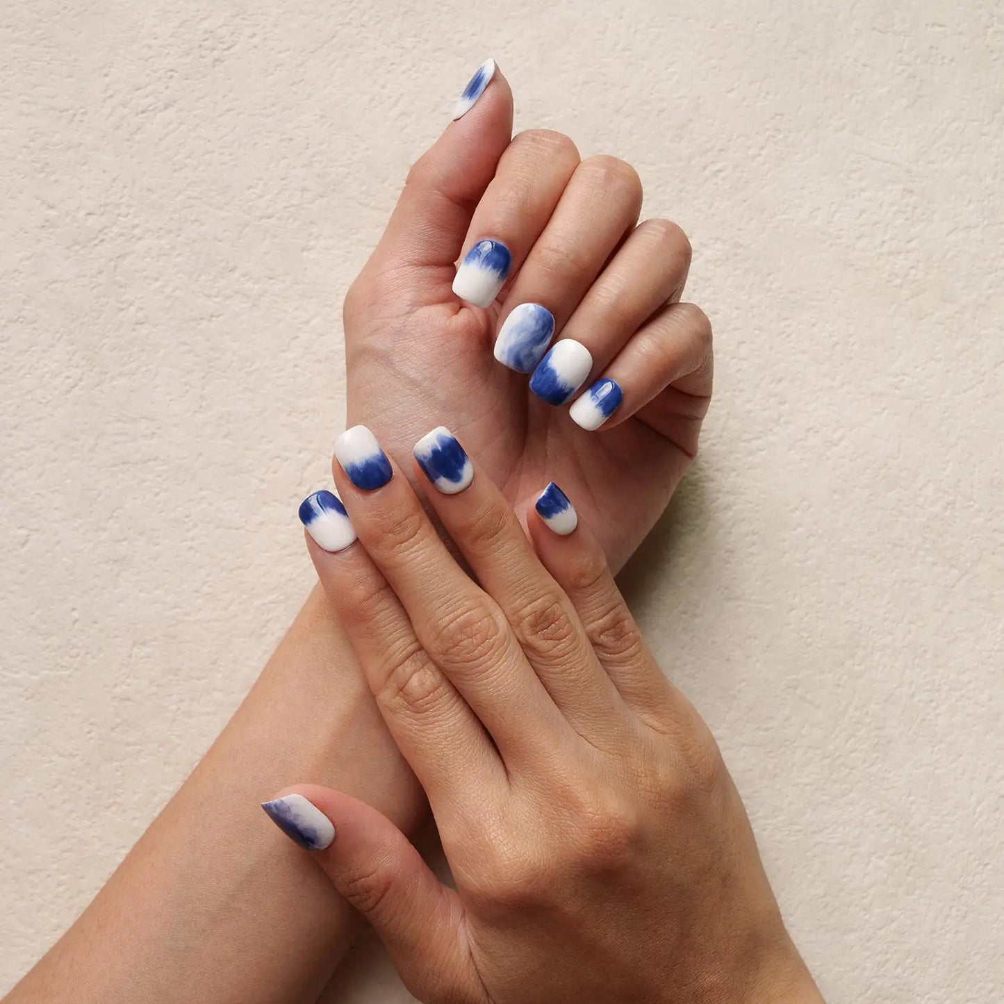 Ami Ami Press-On Nails Monday Blues