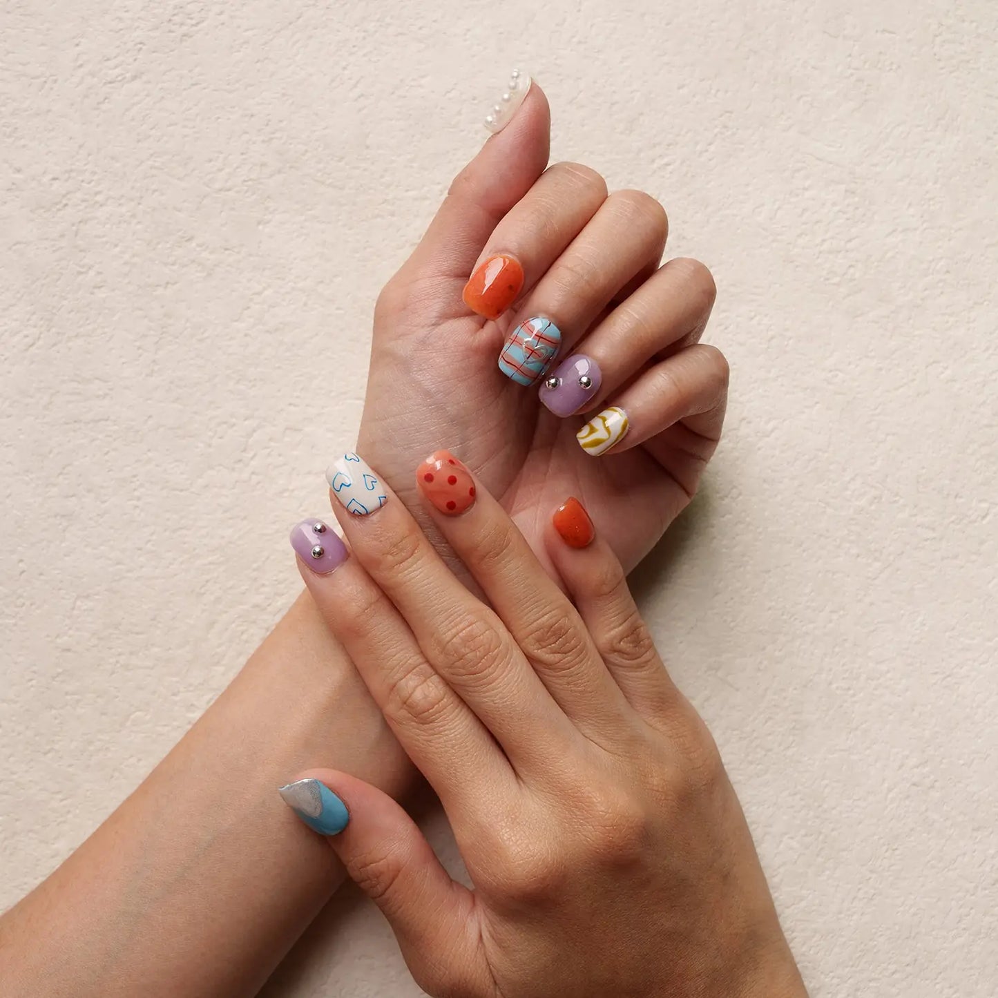 Ami Ami Press-On Nails XOXO