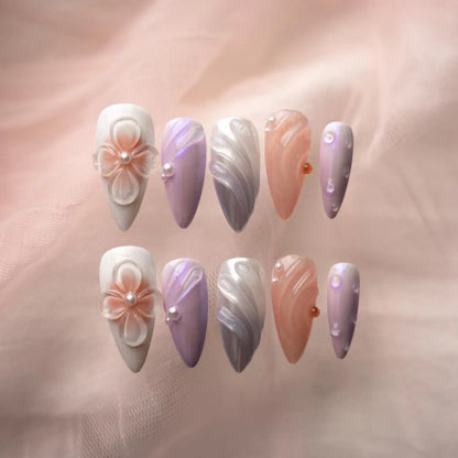 Ami Ami Press On Nails Fleur