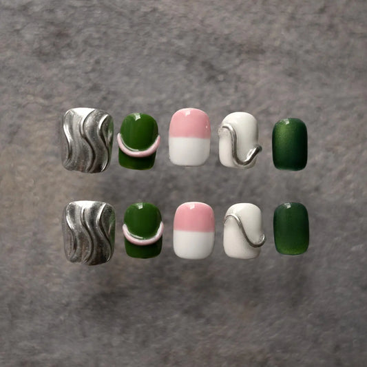 Ami Ami Press-On Nails Introspect