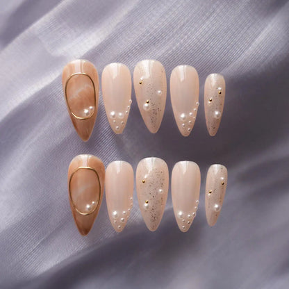 Ami Ami Press On Nails Luna