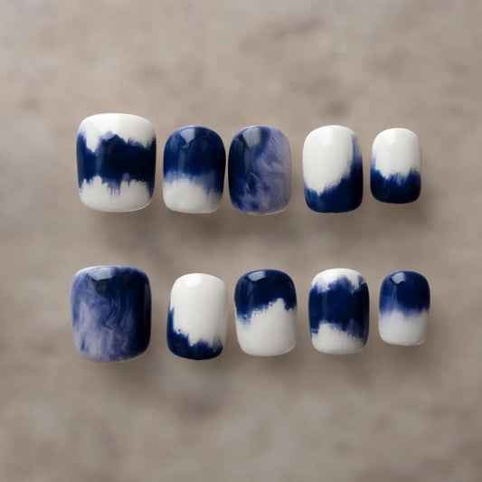 Ami Ami Press-On Nails Monday Blues