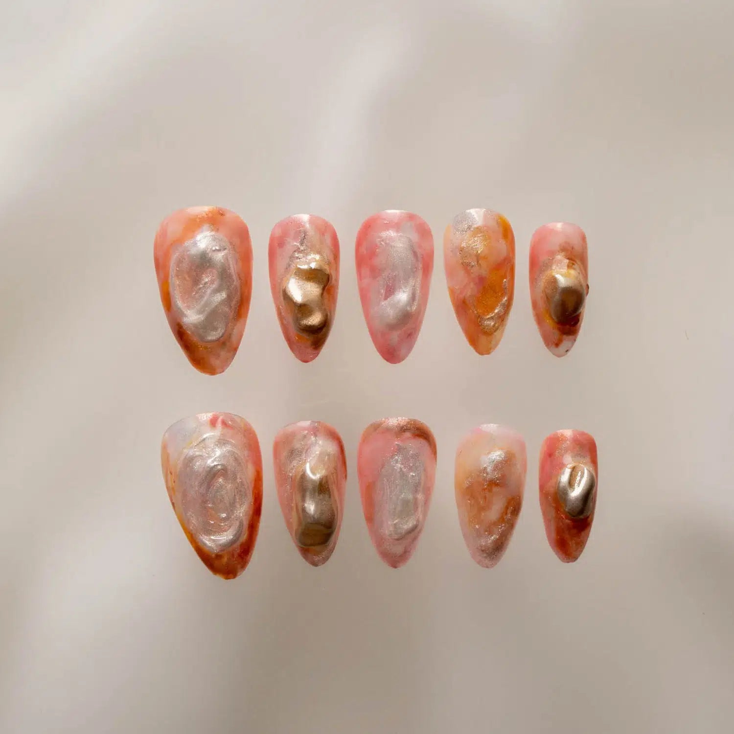 Ami Ami Press On Nails Romantica